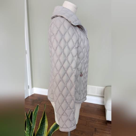 Michael Kors Puffer Jacket Women's Quilted Grey Fold Over Collar Size M - Picture 3 of 15